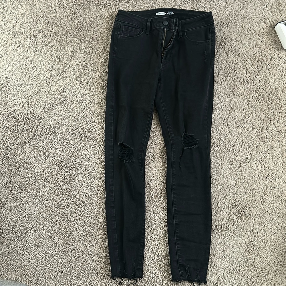 Old Navy Rockstar super skinny ankle mid-rise black denim. Stretchy. Never worn
